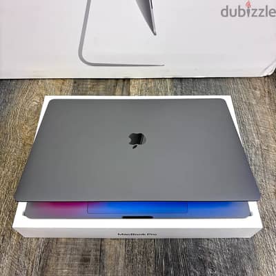 Installment Apple Macbook pro sealed in box WhatsApp:+16266453424