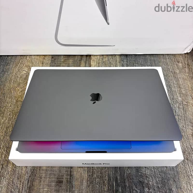 Installment Apple Macbook pro sealed in box WhatsApp:+16266453424 0