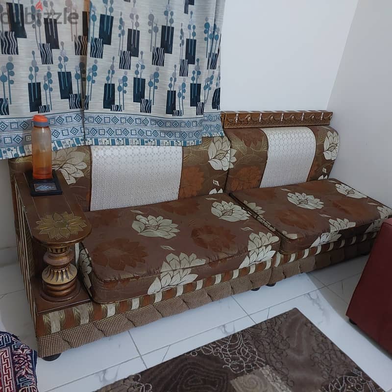 Furniture very good condition (final exit), whatsapp for prices 1