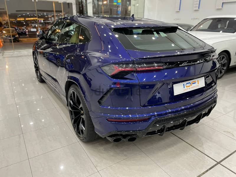 Lamborghini Urus 2021 0