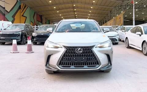 Lexus NX350 2025