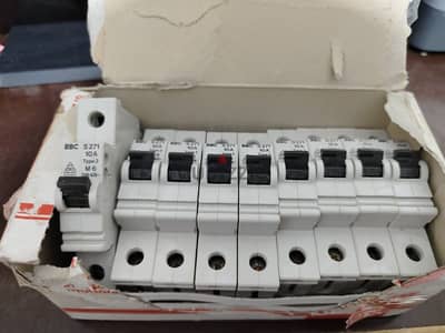 ABB CIRCUIT BREAKERS