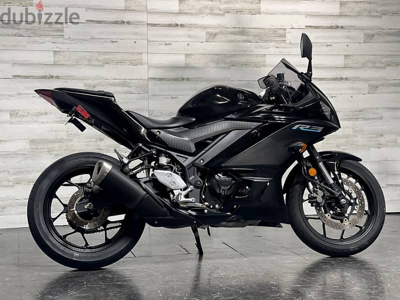 2022 Yamaha YZF R3 (+971561943867) 2