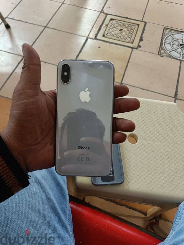 iPhone X 64 GB 6