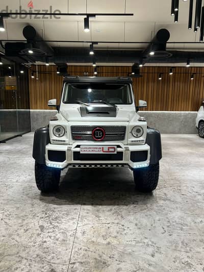 Mercedes Benz 6x6 BRABUS 2015