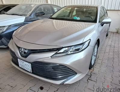 Toyota Camry 2019