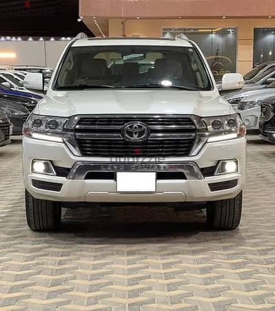 Toyota Land Cruiser 2021 GXR