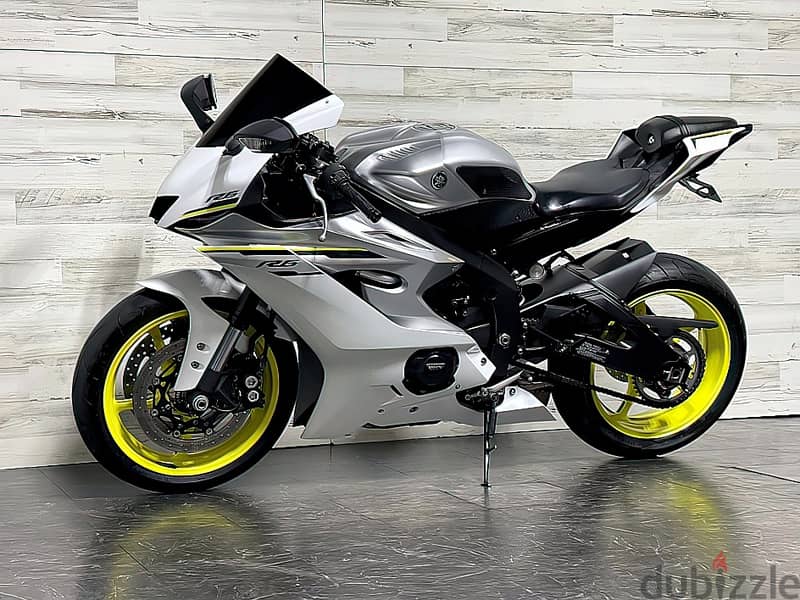 2017 Yamaha R6 (+971561943867) 1