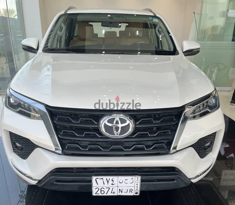 Toyota Fortuner 2022 VX1 0