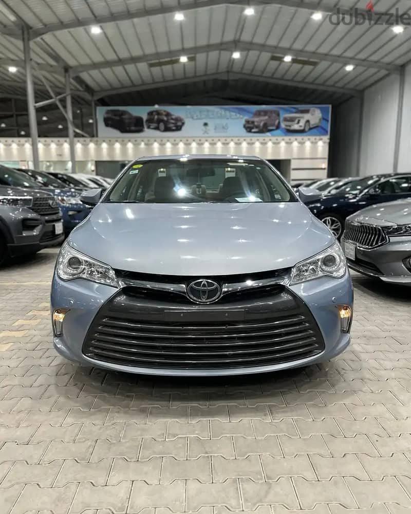 Toyota Camry 2017 GLX 0