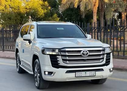 2022 Toyota Land Cruiser V8 GXR, Showroom Condition