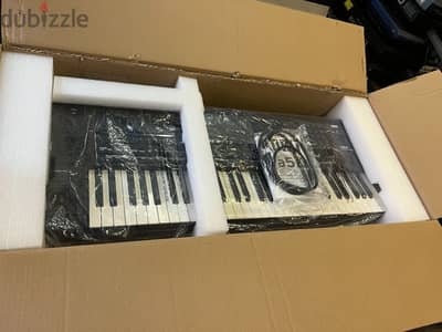 Korg PA1000 Arranger Keyboard 61 key USB PA 1000 in box