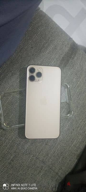 I phone 11 pro clean condition buttery health 82 charging Good 1