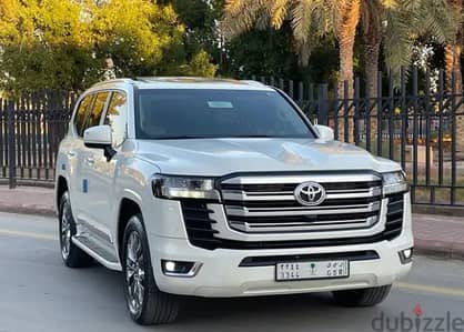 2022 Toyota Land Cruiser GXR V8, One Owner Only