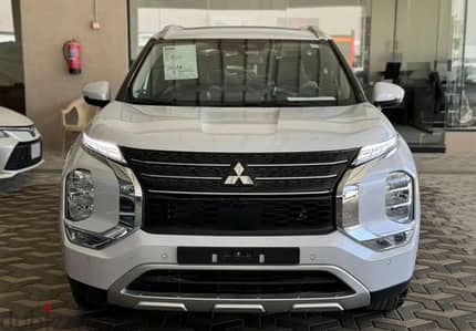 Mitsubishi Outlander full option double 2024