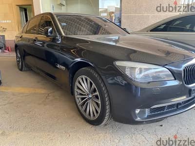 بي ام دبليو 750i 2009