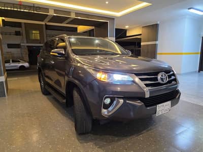 Toyota Fortuner 2020