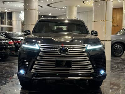 Lexus LX600 2025