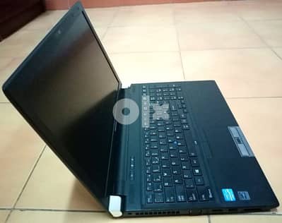 Laptop Intel Core i3             لاب توب توشيبا i3