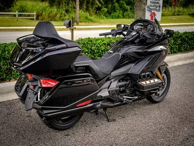 New 2023 Honda Gold Wing (+97336687141)