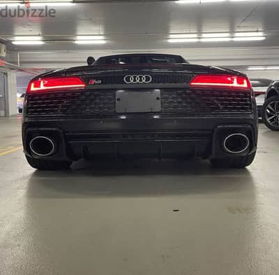 Audi R8 2023 Sports