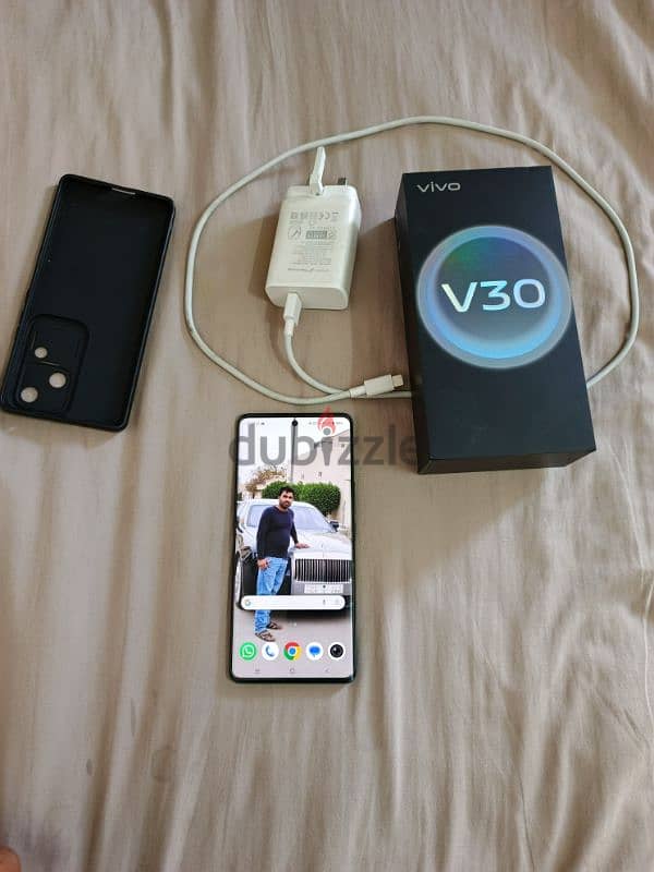 VIVO V30 256/12+12 1