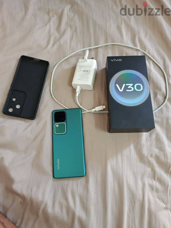 VIVO V30 256/12+12 3