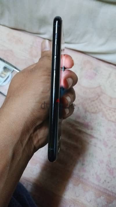 i phone 11 pro urgent for sale