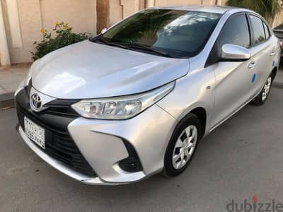 TOYOTA YARIS MID OPTION 2022 FIRST OWNER