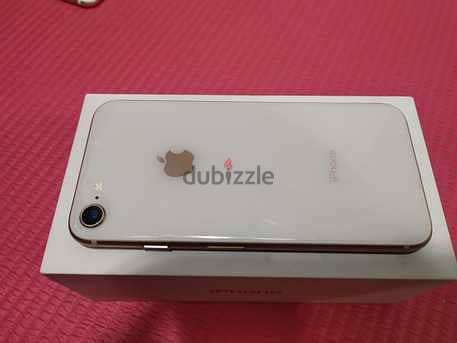 Apple iPhone 8 Gold 1