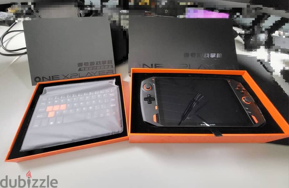 Onexplayer 1S 1TB SSD 16GB RAM with Keyboard and Case 1
