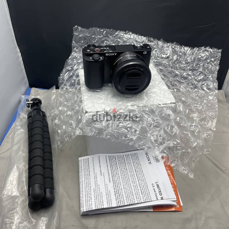 SONY ZV-E10 MIRRORLESS 16-50MM LENS (BLACK) RETAIL KIT 1