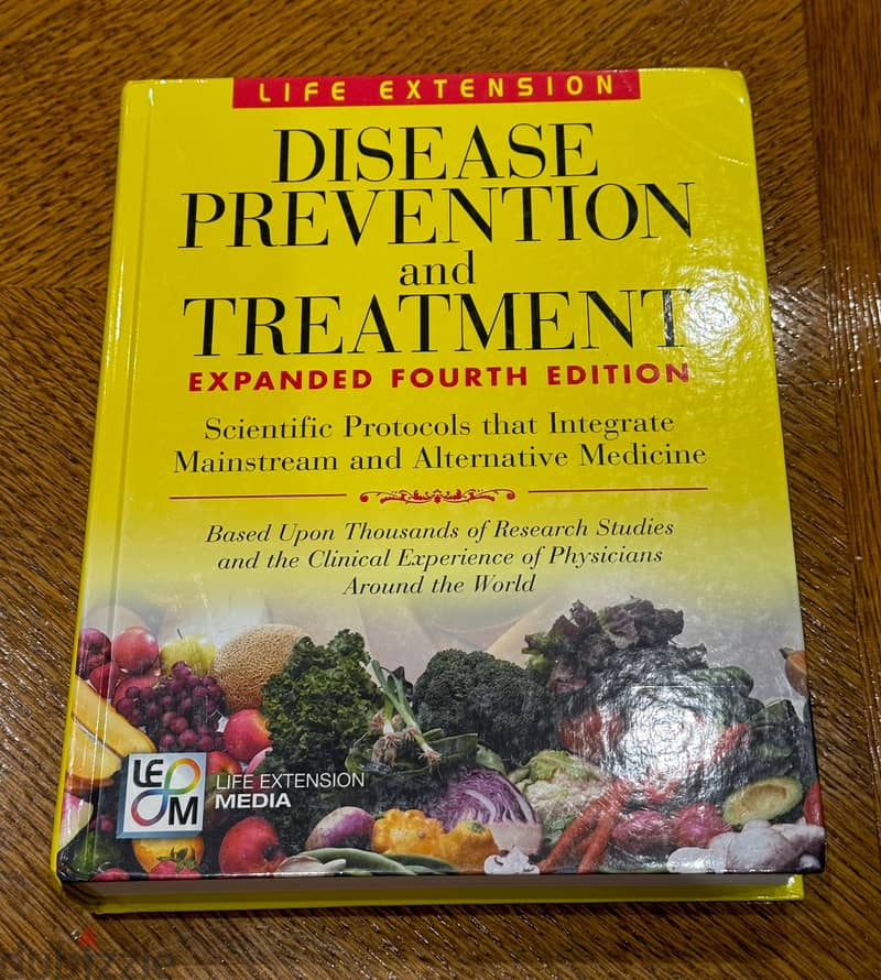 Old, used books on nutrition and health in condition. 3