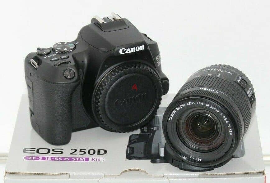 Canon E O S Rebel SL3 / 250 D  18-55mm Lens 1