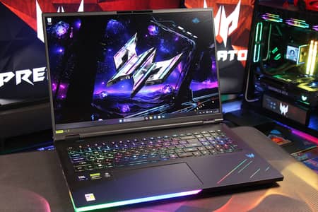 Acer Predator Helios 18 AI PH18-73 Gaming Laptop