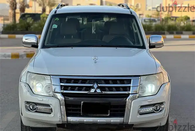 Mitsubishi Pajero 2016