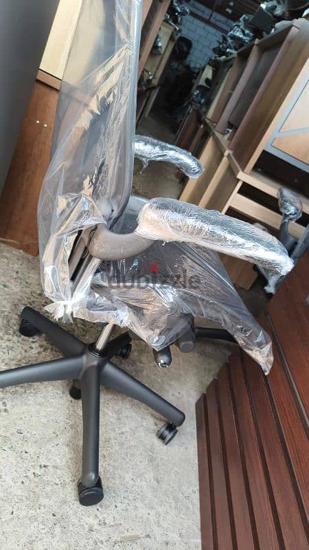 Used Herman Miller Ergonomic Chairs 3