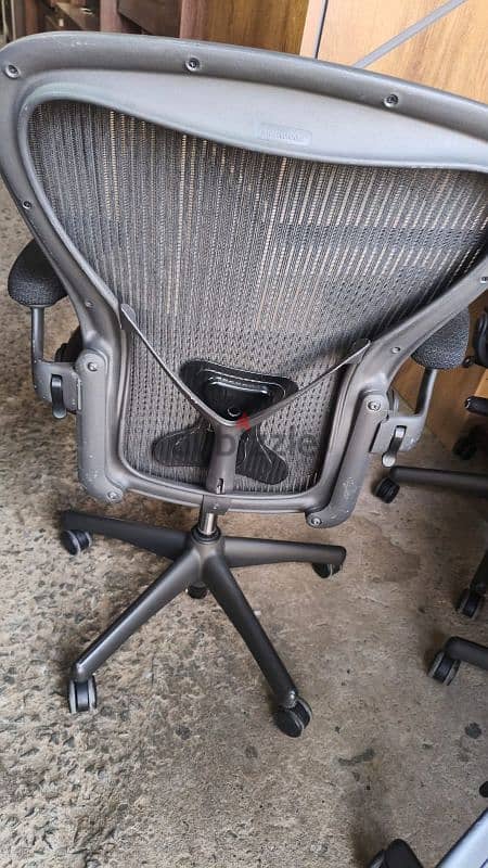 Used Herman Miller Ergonomic Chairs 1