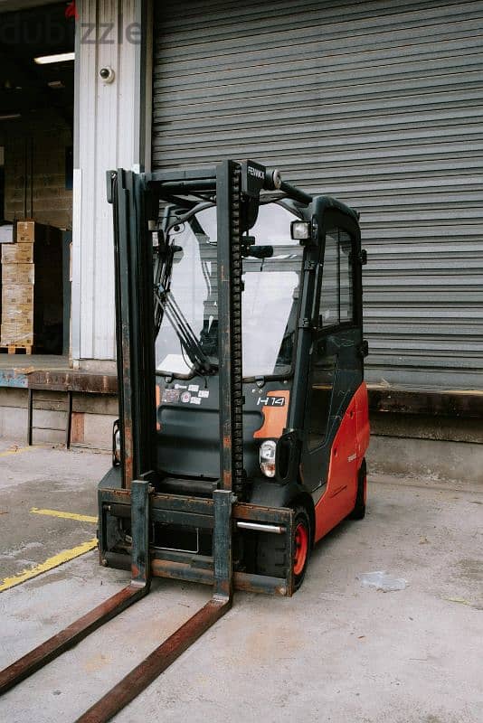 Forklifts 1 2 3 5 7 10 Ton Rent Dammam Riyadh Jeddah 6
