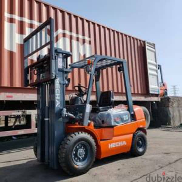 Forklift  for rent 1.5 2 3 5 7 10 tons In Dammam Riyadh 2