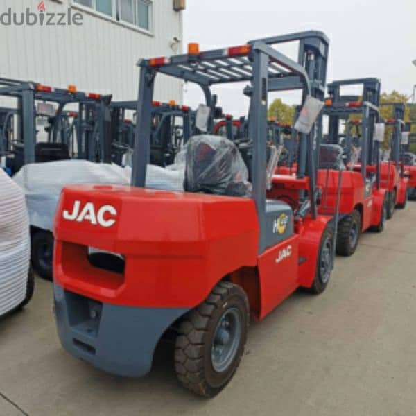 Forklift  for rent 1.5 2 3 5 7 10 tons In Dammam Riyadh 4