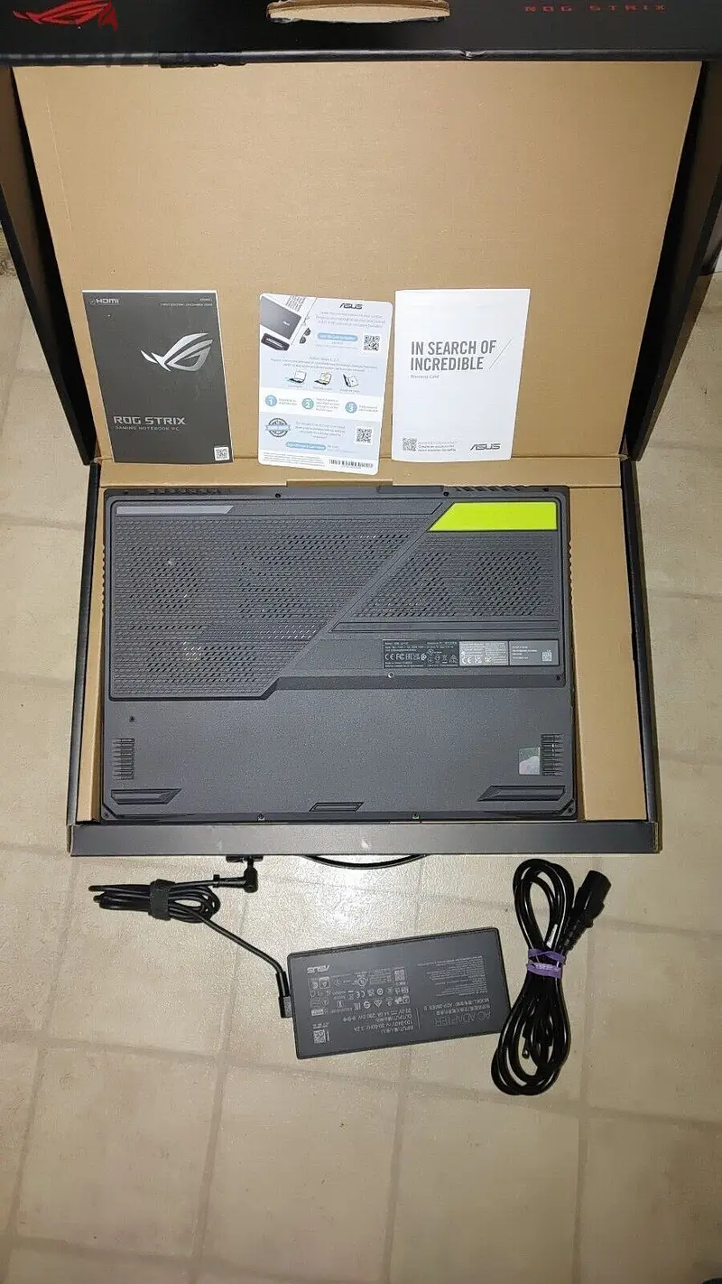 ASUS - ROG Strix G17 17.3” - AMD Ryzen 9 - 16GB - 1TB SSD65096321892483111