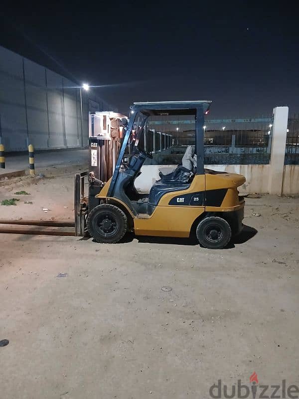 فوركلفت رافعات شوكية للايجار في الدمام القطيف 1