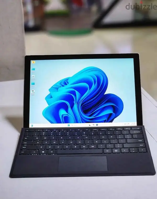 Microsoft Surface Pro 7 + - I7 11th - 16gb Ram - 2 in 165096321900802112