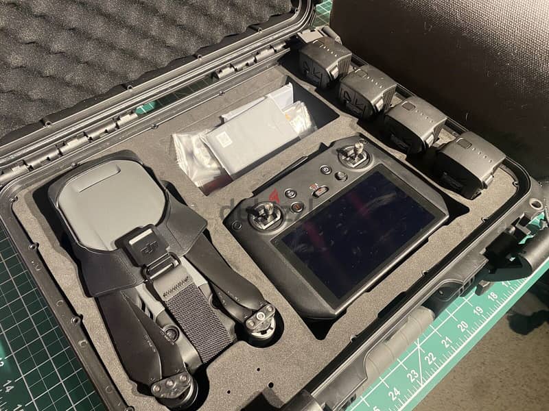 DJI - Mavic 3 Pro Cine Premium Combo Drone and Remote Control 1