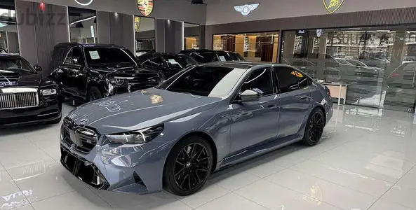 بي إم دبليو 2025- BMW M5