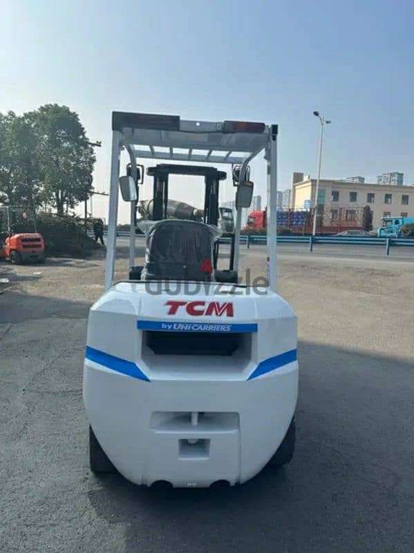 فوركلفت للإيجار في - الدمام - الرياض - الجبيل - القطيف 2