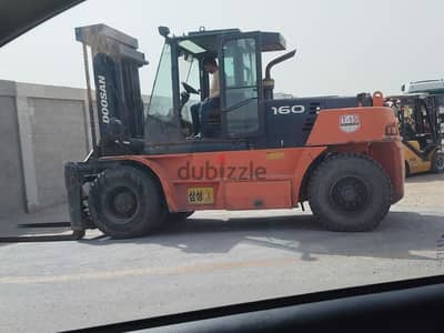 فوركلفت 7طن للإيجار في الدمام الرياض تبوك الجبيل القطيف