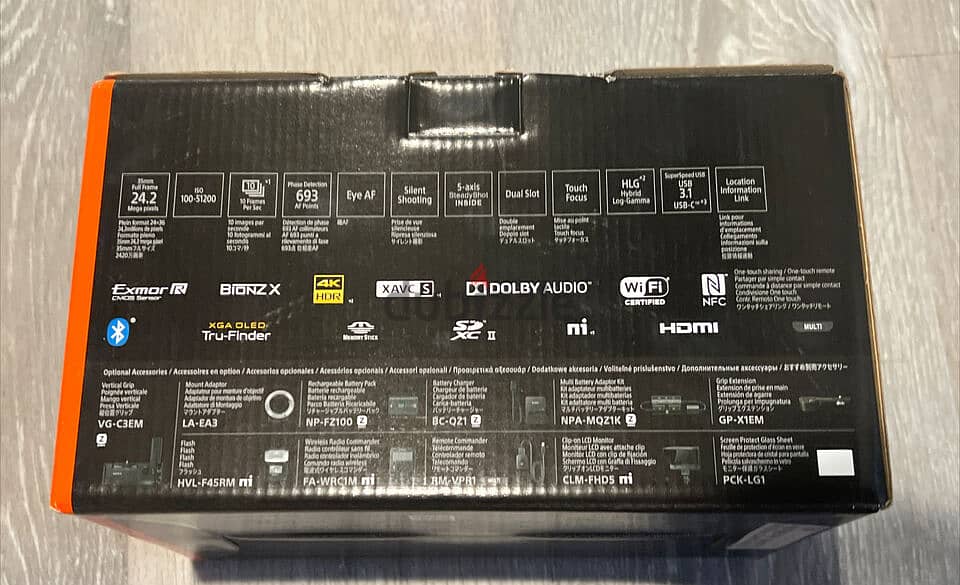 Sony - Alpha A7 III Mirrorless FE 28-70 mm F3.5-5.6 OSS Lens 1