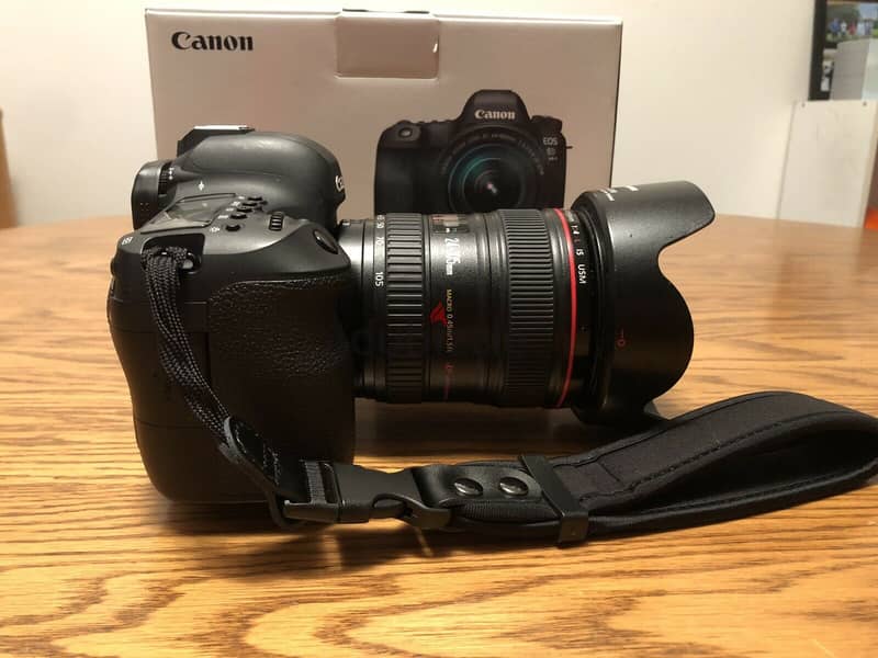 Canon E O S 6 D Mark II & 24-105mm f/4L II USM Lens+ 64GB Pro Kit 1